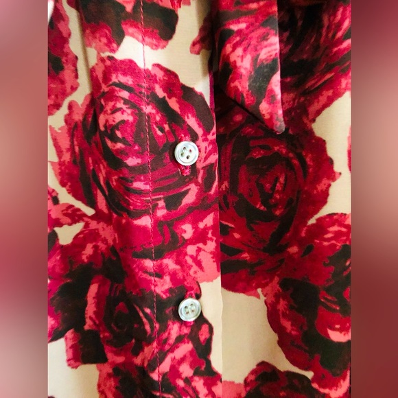 Kristin Davis Flower Blow Shirt - Picture 5 of 10
